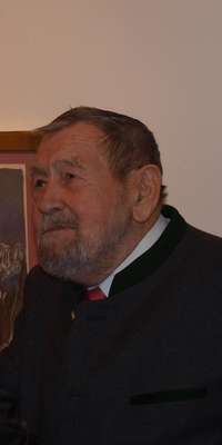 Rudolf Kortokraks, German painter., dies at age 86